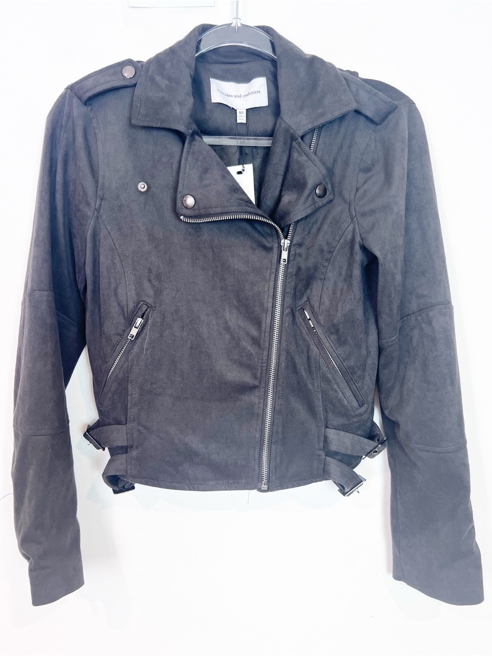 CUPCAKES AND CASHMERE FRANCIE GRAY FAUX SUEDE MOTO JACKET WOMENS SZ XS